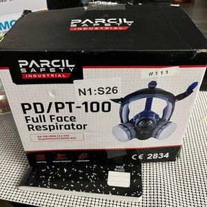 PARCIL SAFETY PD/PT-100 Full Face Respirator/Gas Mask